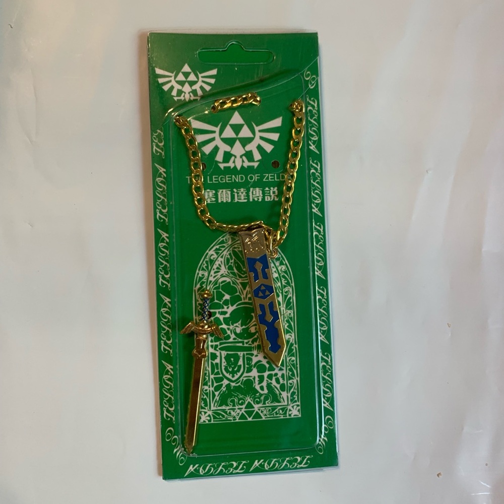 Legend of Zelda Removable Master Sword Necklace, NWT, Game Jewelry